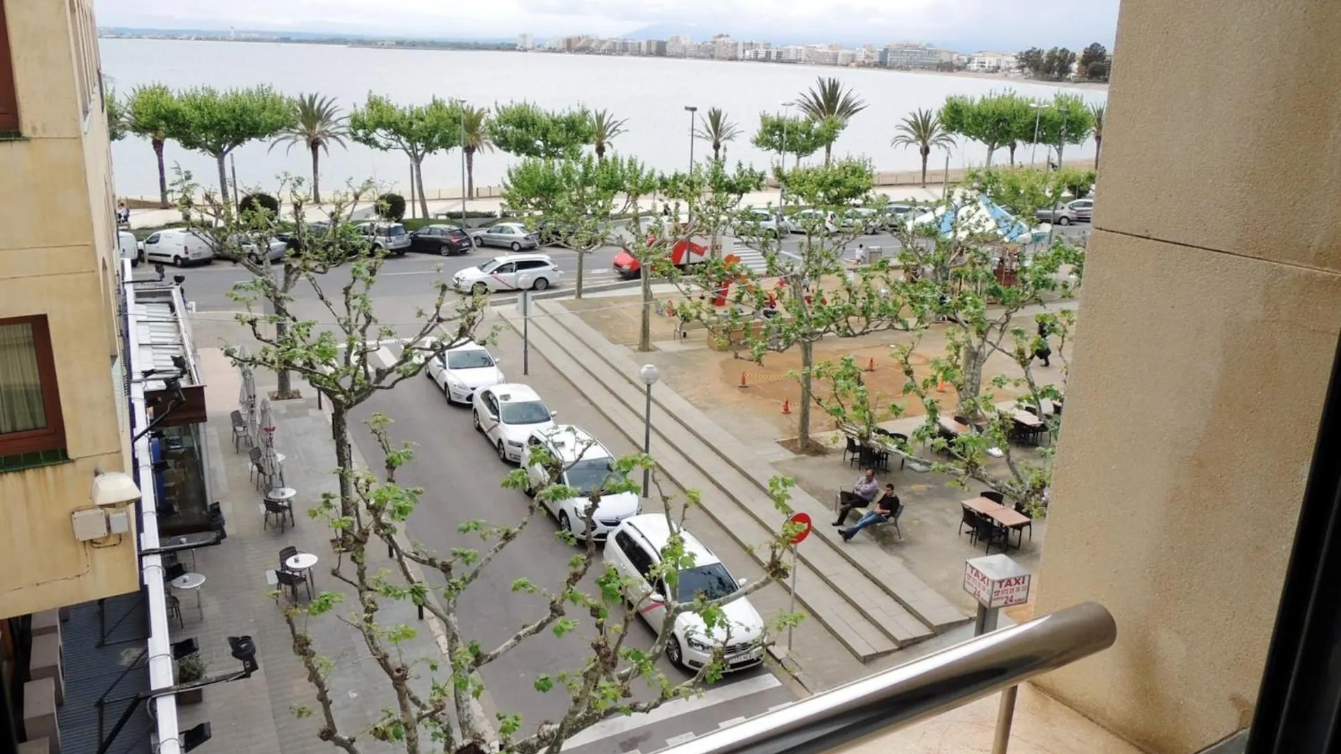 Apartment With Scenic View Roses 0*,